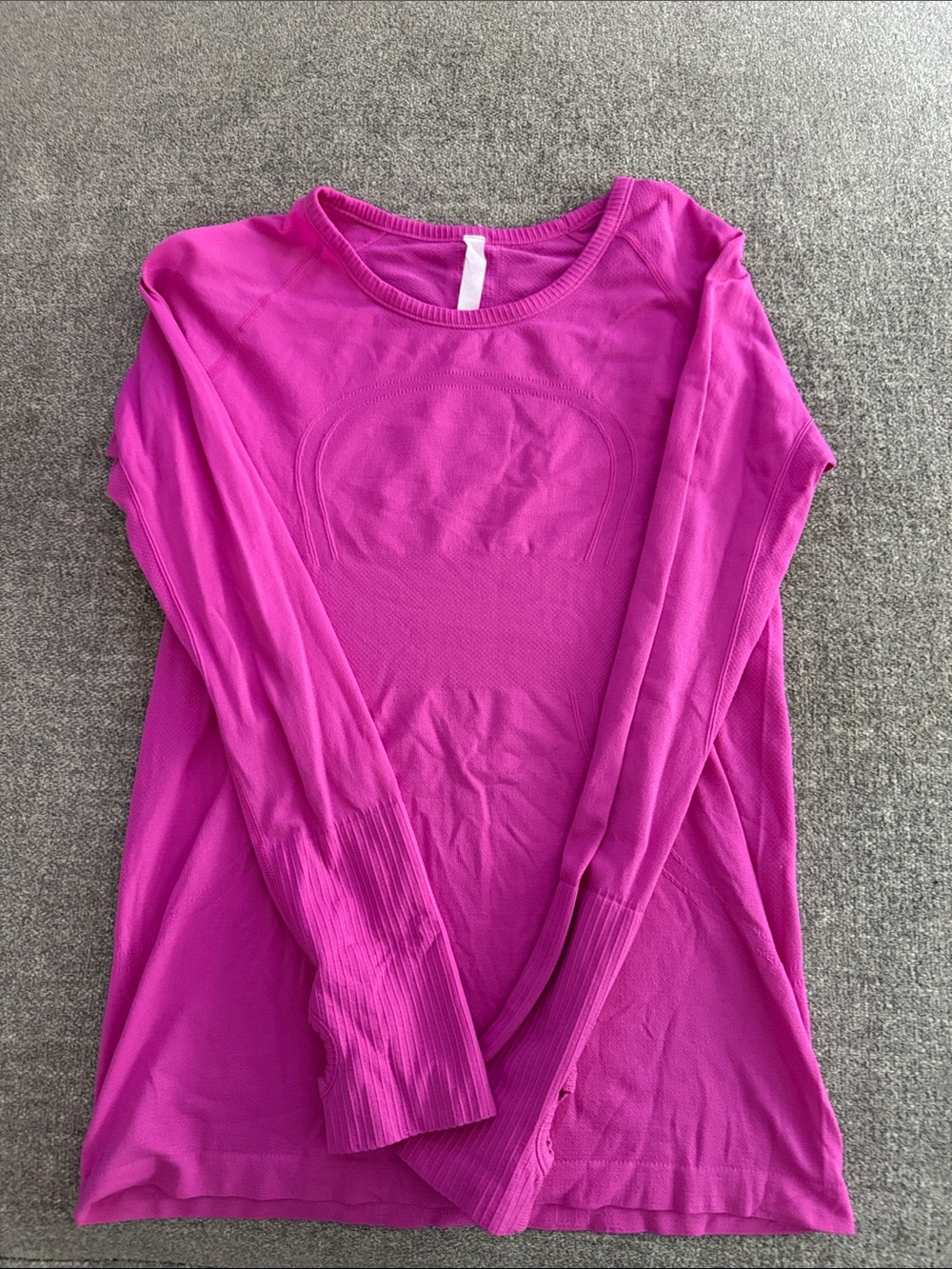 lululemon athletica Women’s Long Sleeve Top - Fuchsia Pink